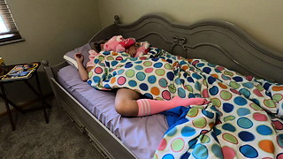 Daughter-in-law creampied by stepdad in her bedroom